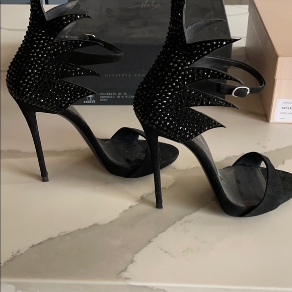 Giuseppe Zanotti Black Studded Women's Heels - Picture 5 of 6